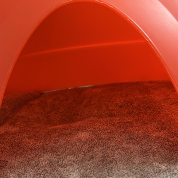 Large sized small pet house - Picture 2 of 6